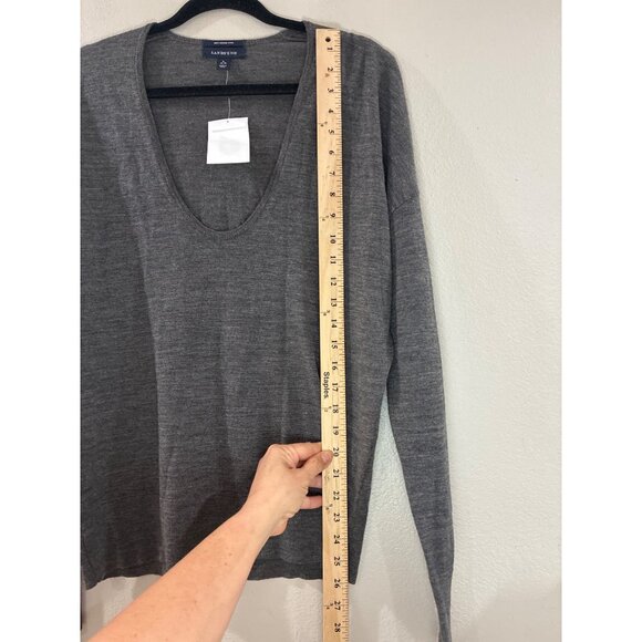 Lands' End gray v-neck sweater Womens Merino Wool size large Academia simple - Picture 4 of 7
